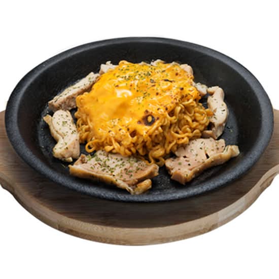 Cheesy Flaming Spicy Chicken Noodle 一伙芝士雞肉辣面